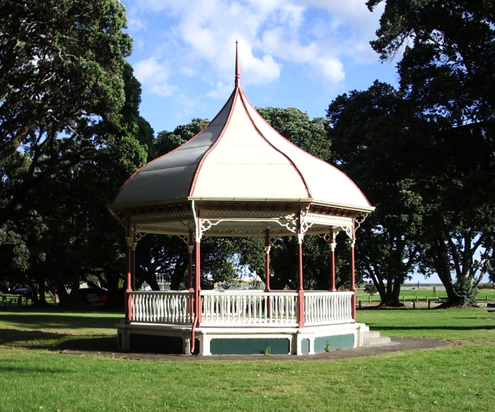 Pic08_2011_Rotunda_Victoria-Park